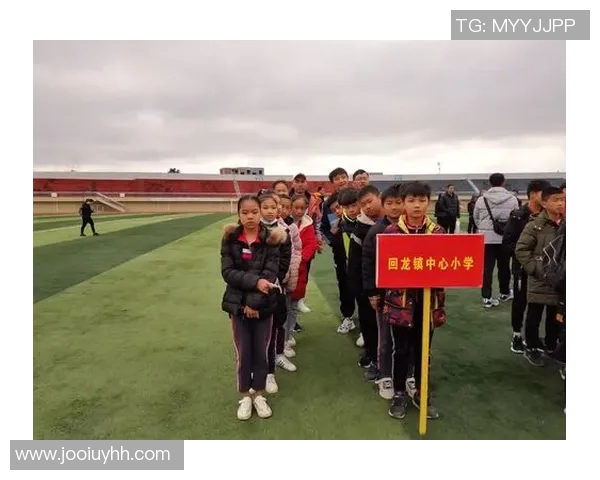 牟山小学足球明星展现青春风采助力校园体育发展新篇章