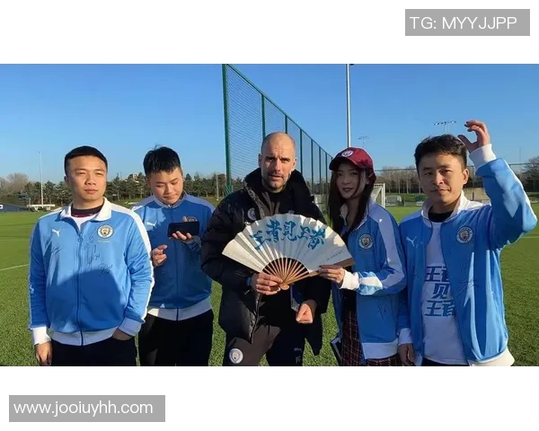 勒布朗与足球明星粉丝的跨界友谊与共同热爱探讨