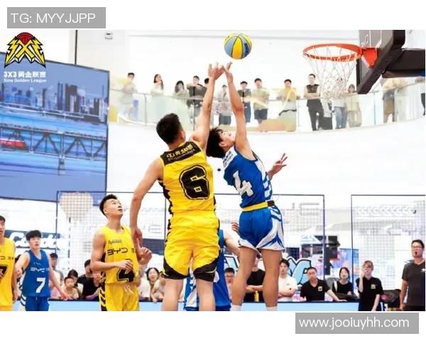 南京与重庆排球队对决后的战术分析与比赛节奏探讨