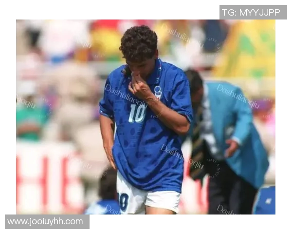 回顾历史足球巨星盘点曾经的绿茵传奇与辉煌瞬间 回顾历史足球巨星盘点曾经的绿茵传奇与辉煌瞬间